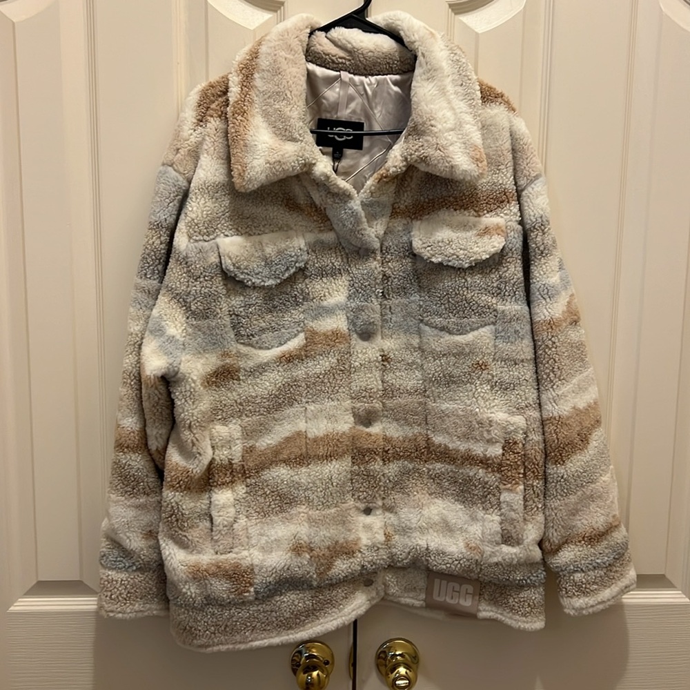 UGG Women’s Frankie UGGfluff Jacket - Picture 2 of 16